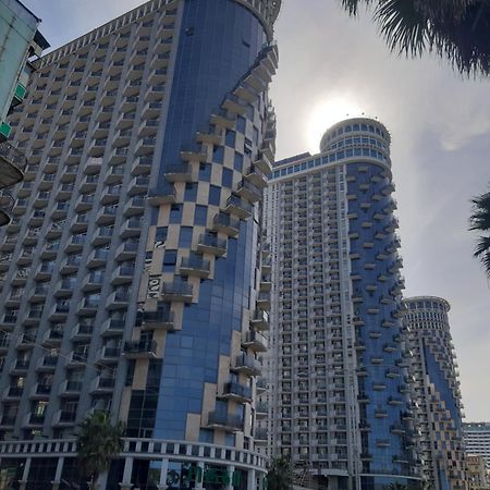 Апартаменты "Best Holiday" In Orbi Sea Towers Батуми Экстерьер фото